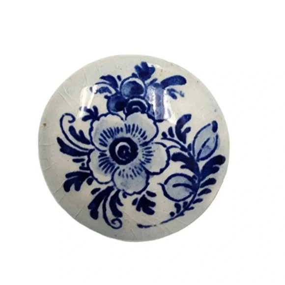 Delfts Holland Jewelry - Vintage Delfts Holland Blue and White Porcelain Floral Brooch Pin